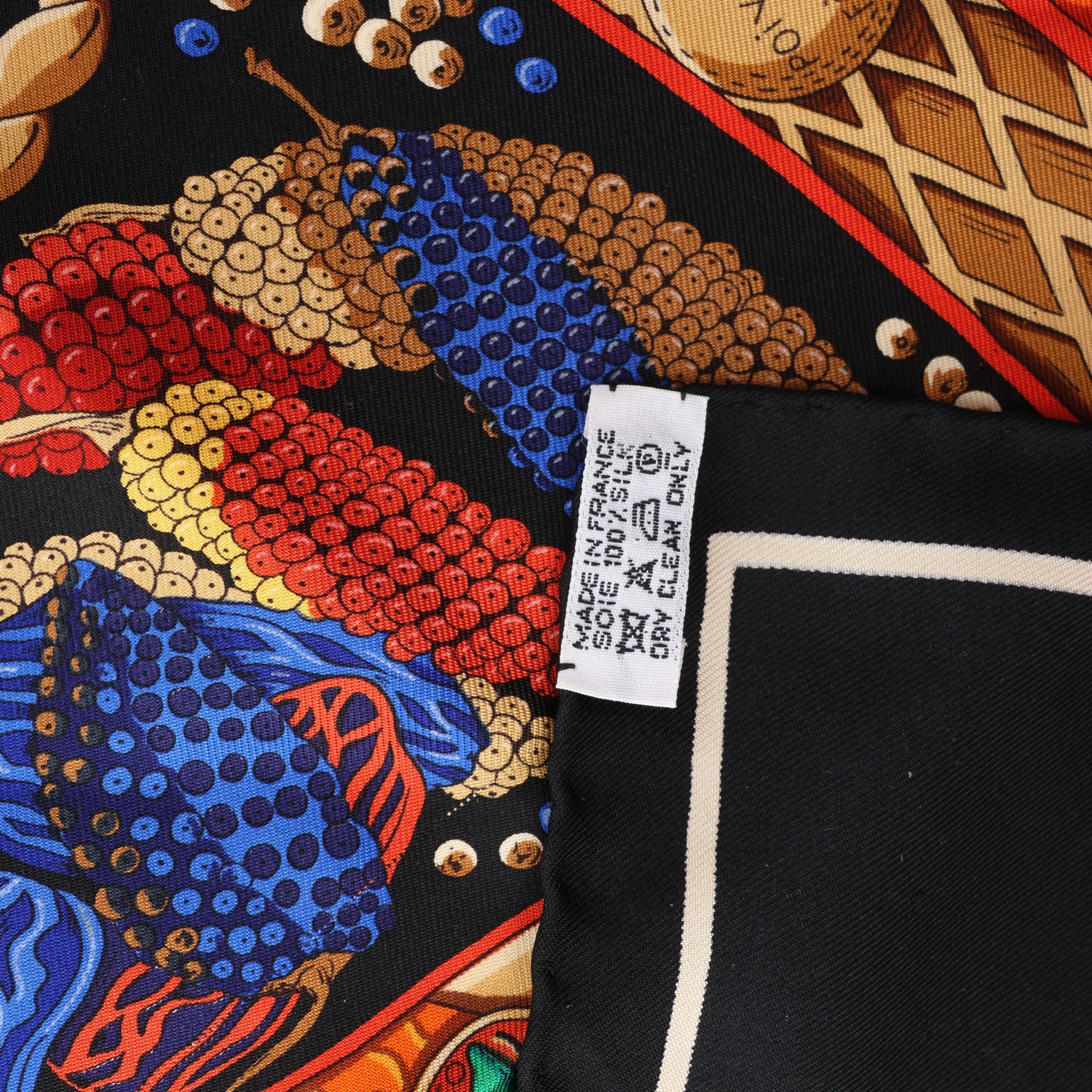 Hermès Carré 90 "AUX PAYS DES EPICES" Silk handkerchief in Black