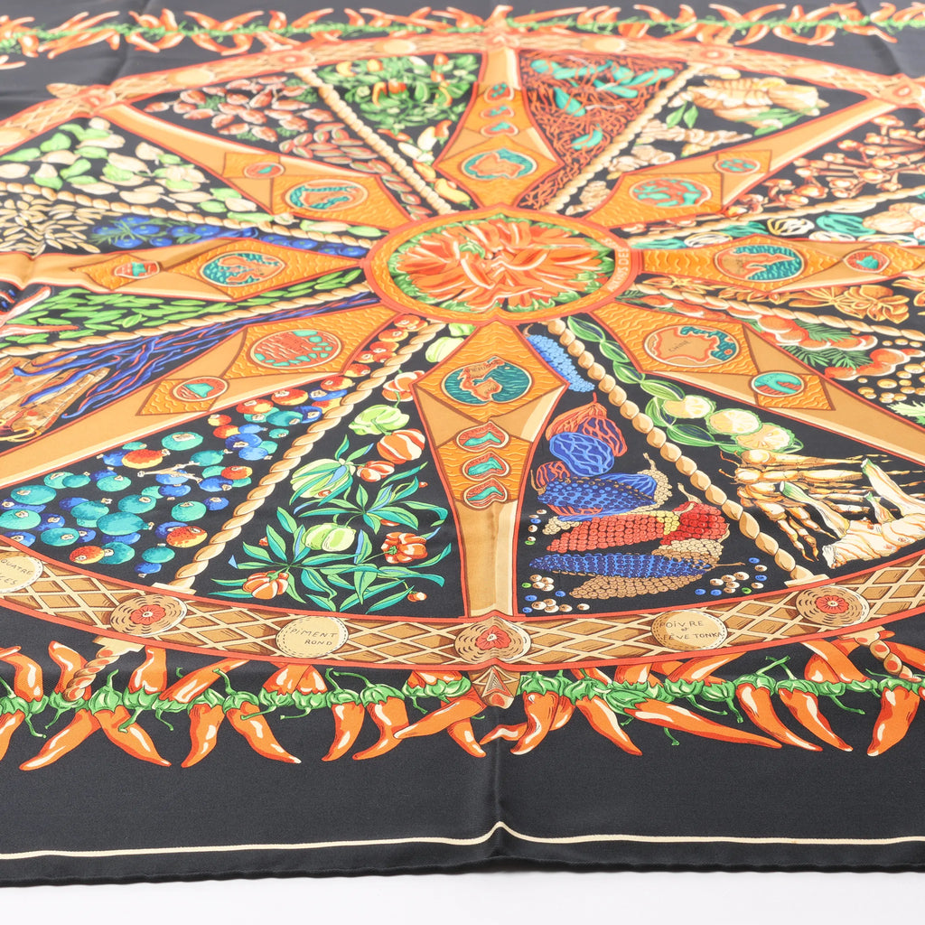 Hermès Carré 90 "AUX PAYS DES EPICES" Silk handkerchief in Black
