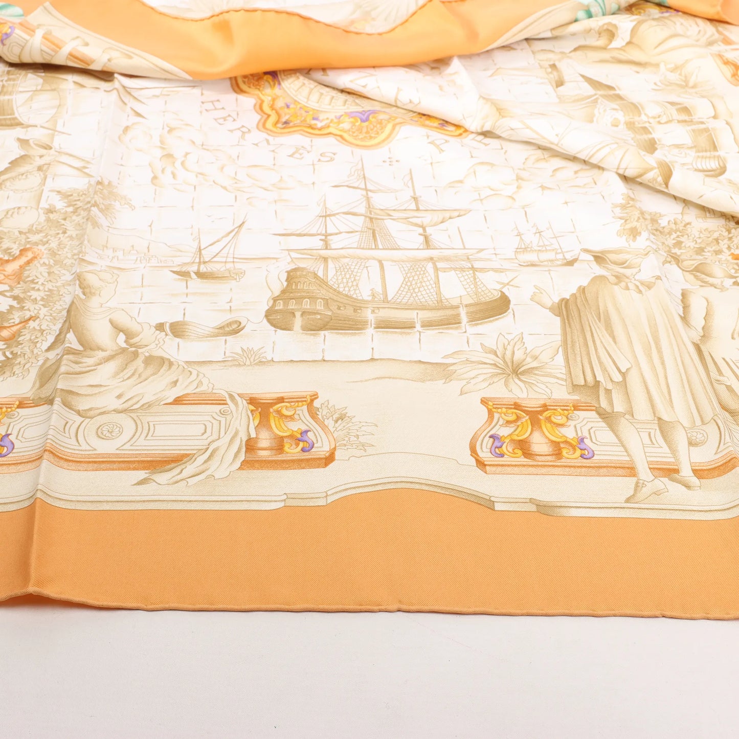 Mouchoir en soie Hermès Carré 90 « AZVLEJOS » orange