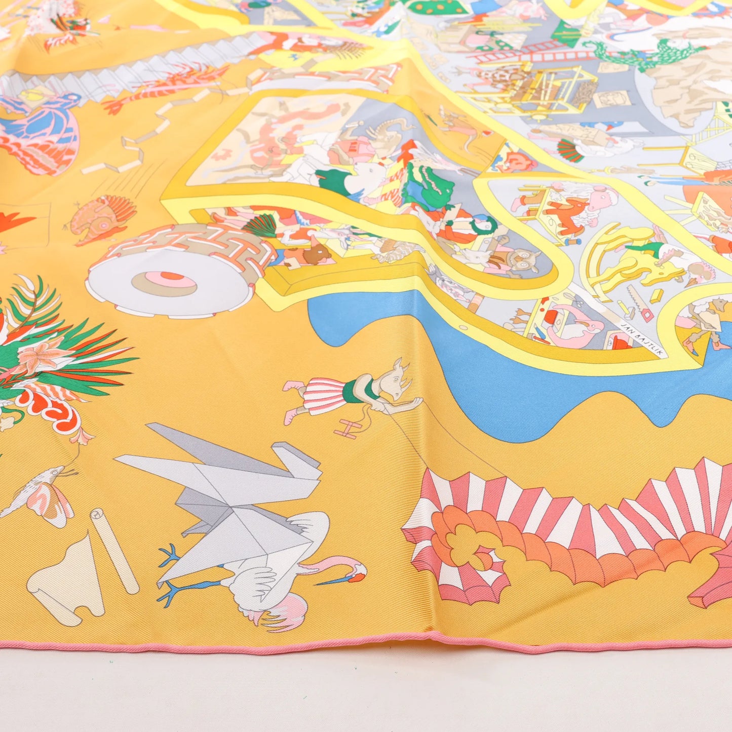 Hermès Carré 90 „Academia Ipica“ Seidentaschentuch in Orange