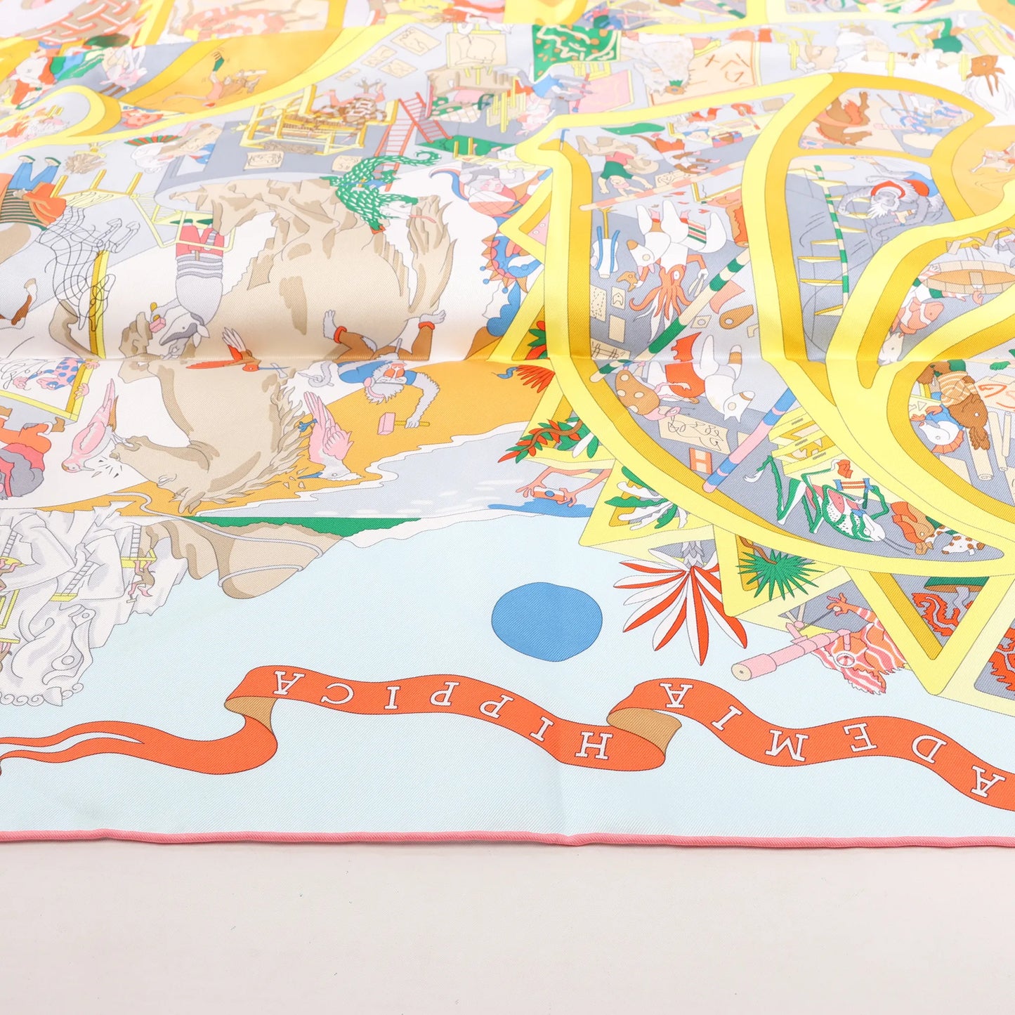 Hermès Carré 90 „Academia Ipica“ Seidentaschentuch in Orange