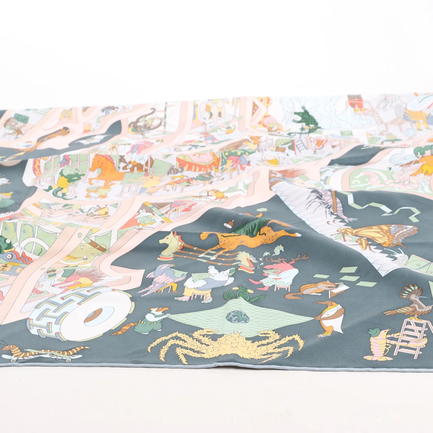 Hermès Carré 90 „Academia Ipica“ Seidentaschentuch in Grau