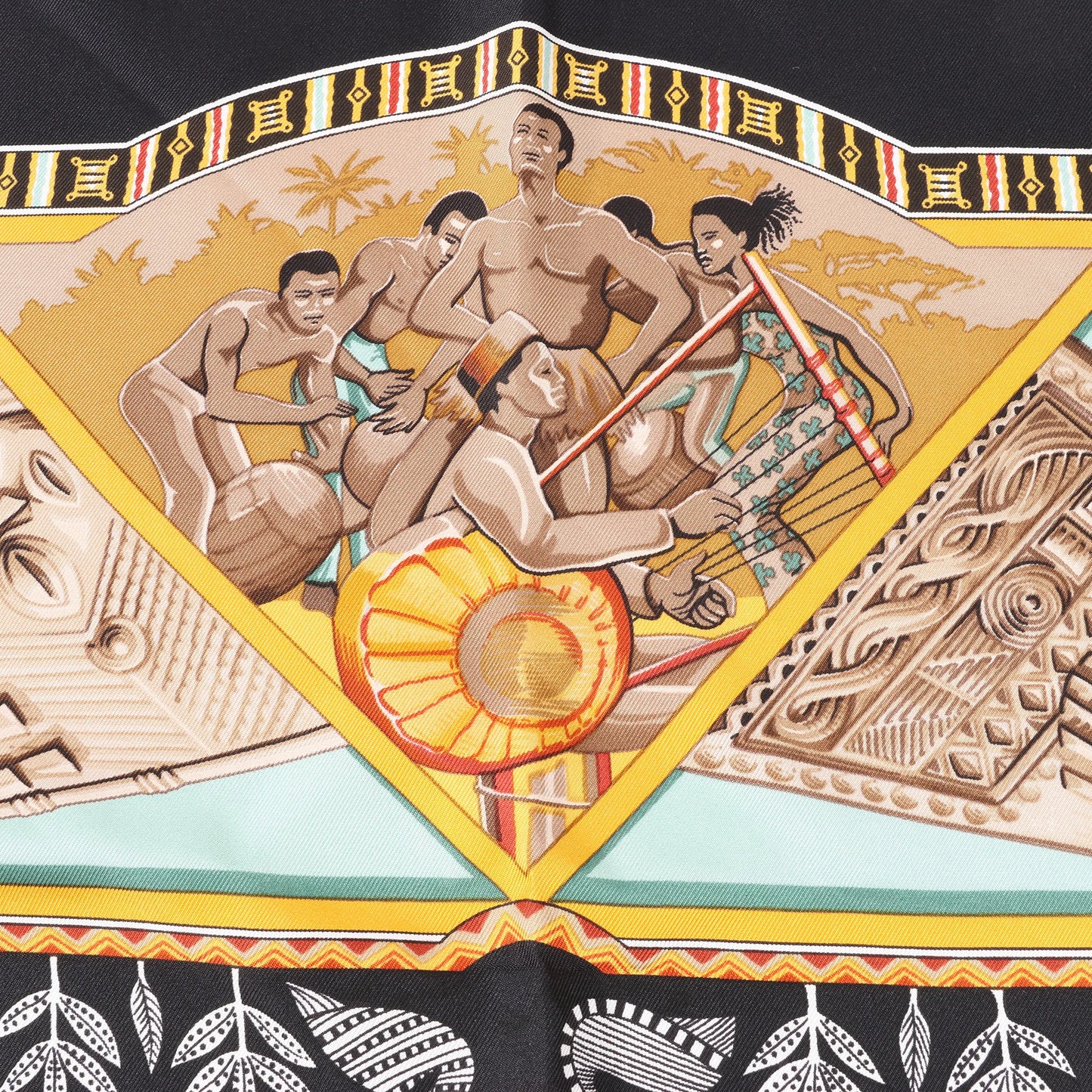 Hermès Carré 90 "Au Son du Tam Tam" Silk handkerchief in Black