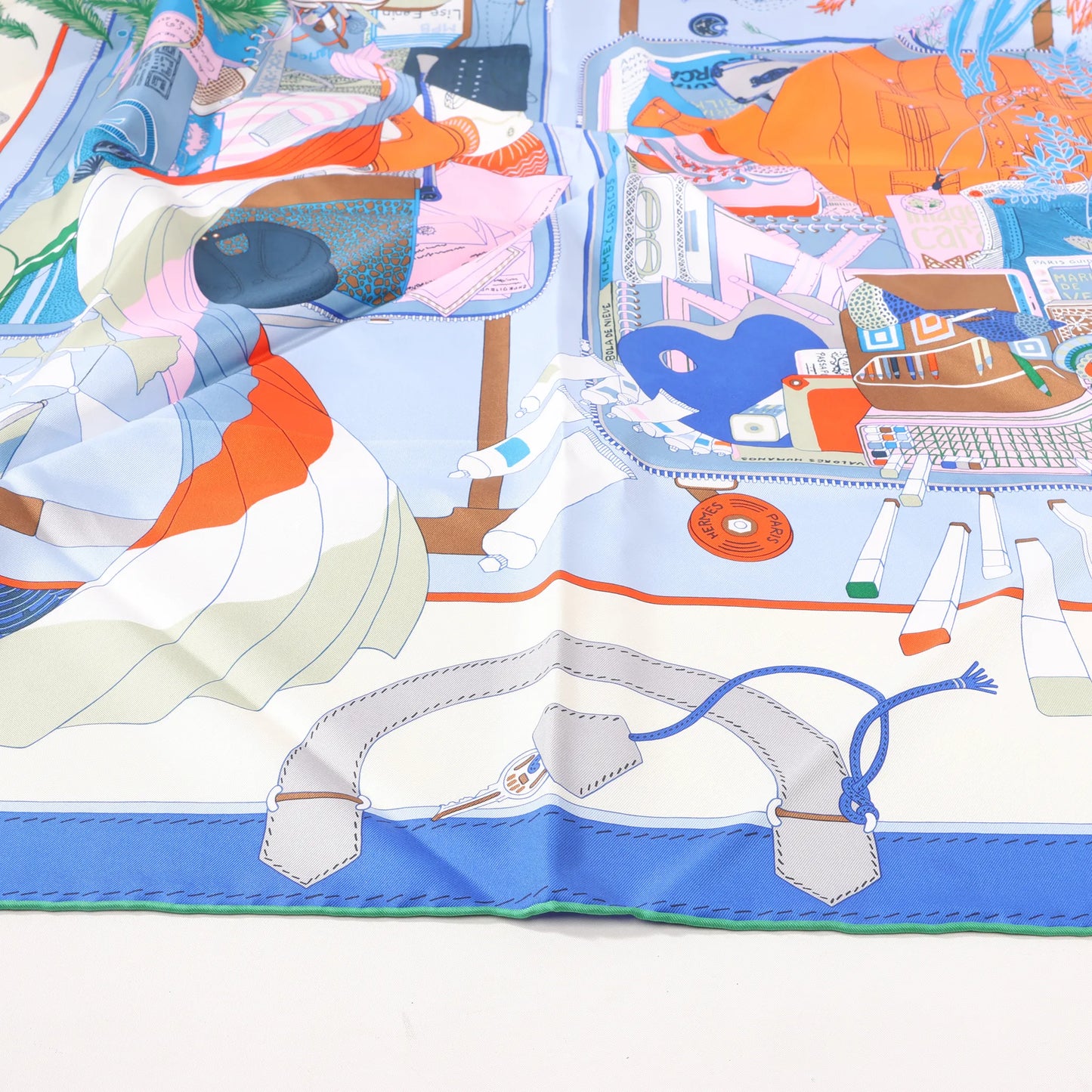 Hermès Carré 90 „BAGAGE A MAIN“ Seidentaschentuch in Blau