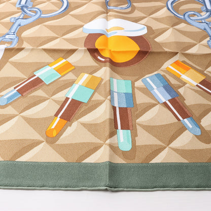 Hermès Carré 90 "BEAUTE COMPOSEE" Silk handkerchief in Green