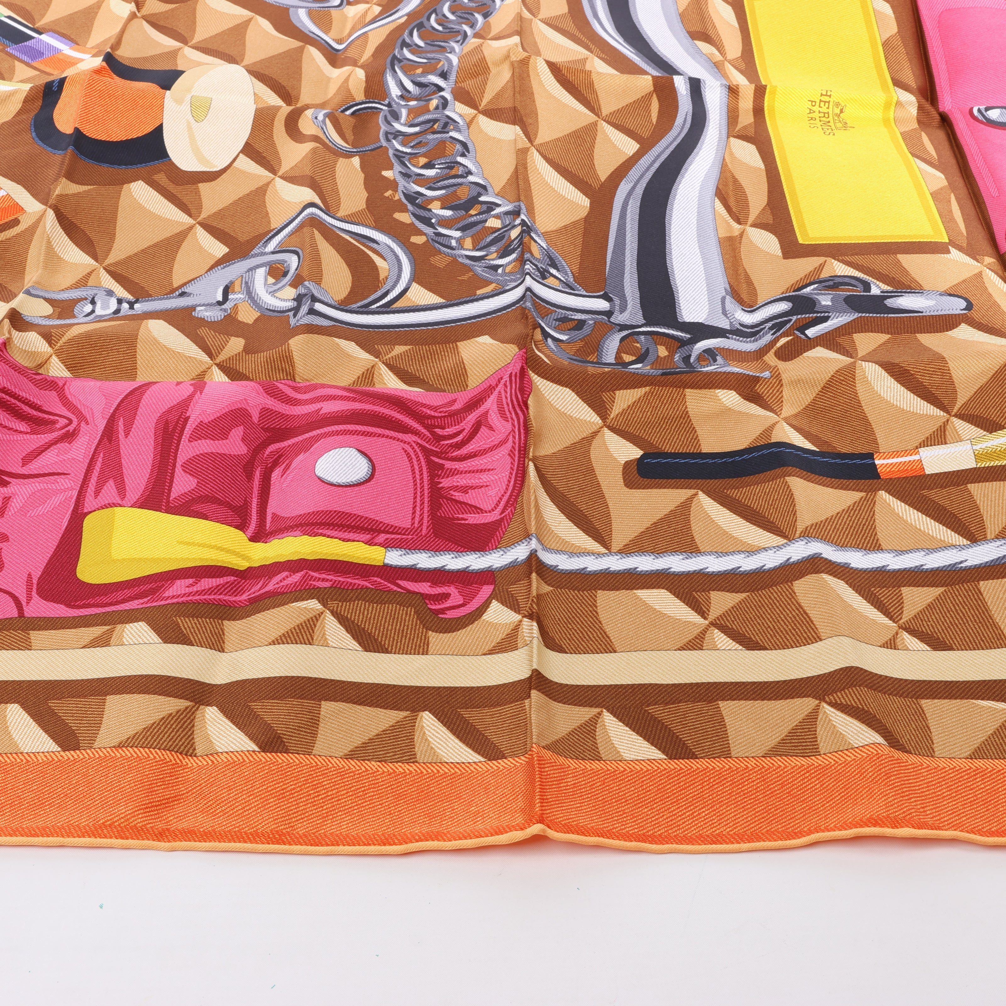 Hermès Carré 90 "BEAUTE COMPOSEE" Silk handkerchief in Orange