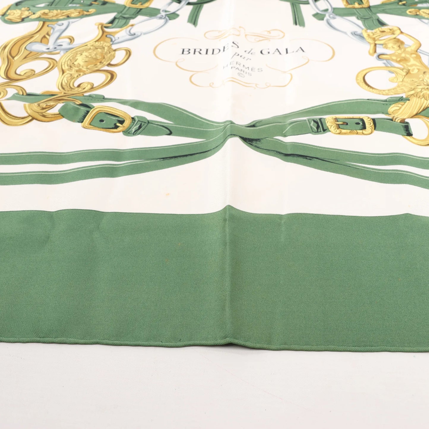 Hermès Carré 90 "BRIDES de GALA" Silk handkerchief in Green