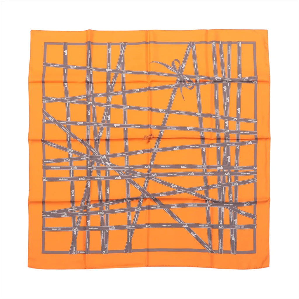 Hermès Carré 90 "Bolduc Ribbon" Pañuelo de seda en naranja