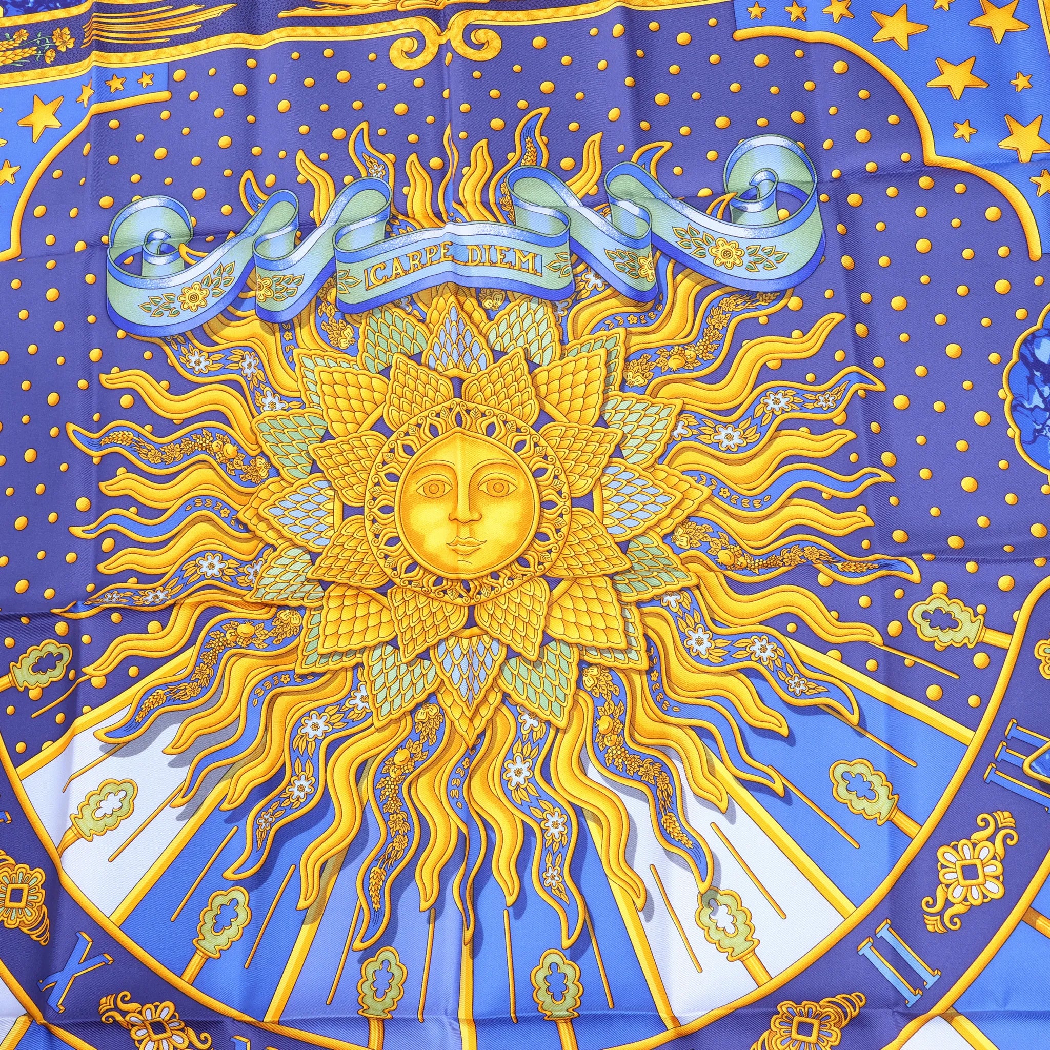 Hermès Carré 90 "CARPE DIEM" Silk handkerchief in Blue