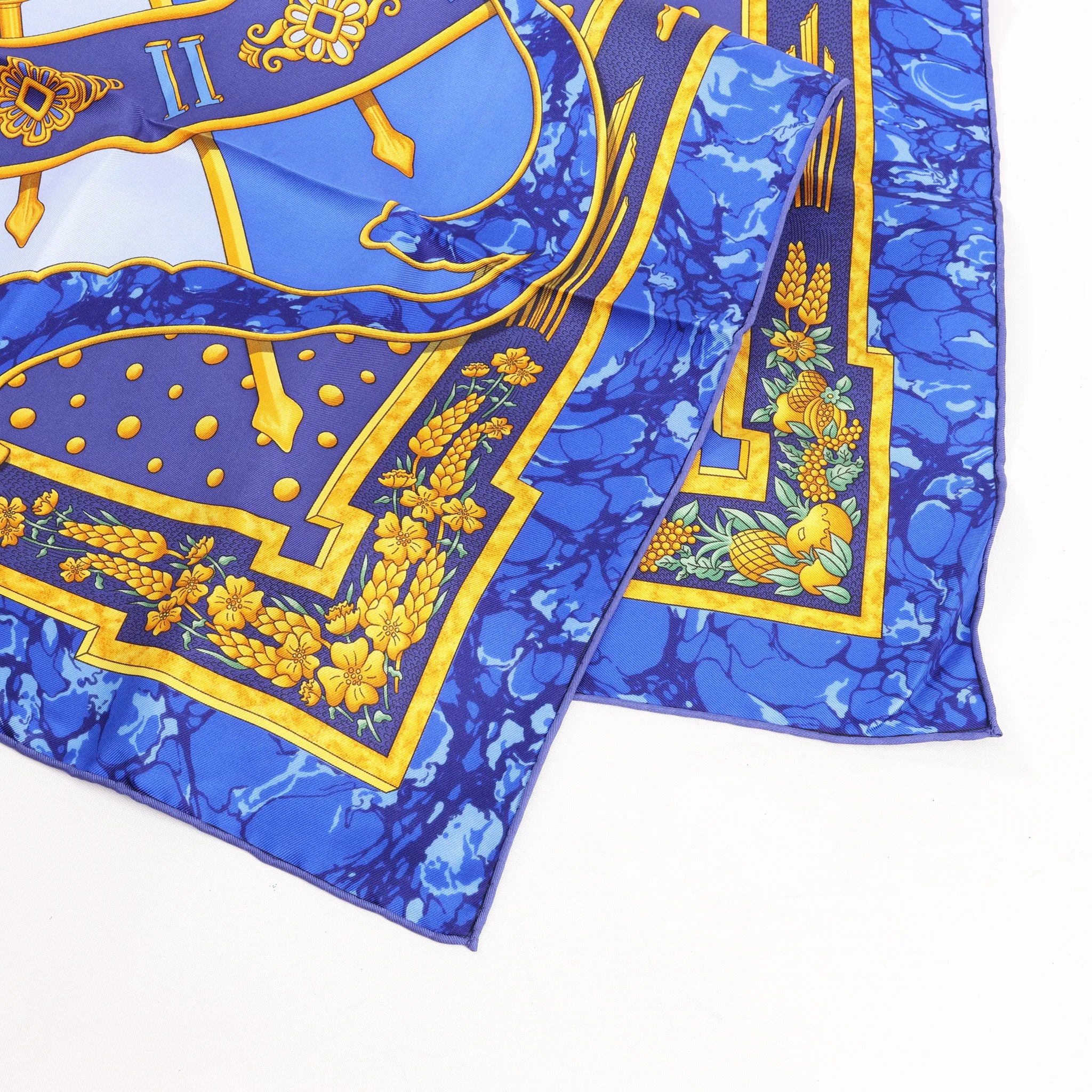Hermès Carré 90 "CARPE DIEM" Silk handkerchief in Blue
