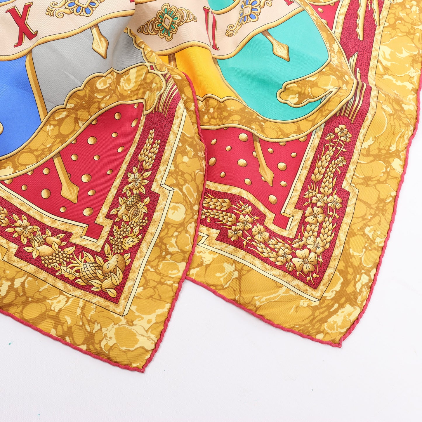 Hermès Carré 90 "CARPE DIEM" 100% Silk Scarf in Red