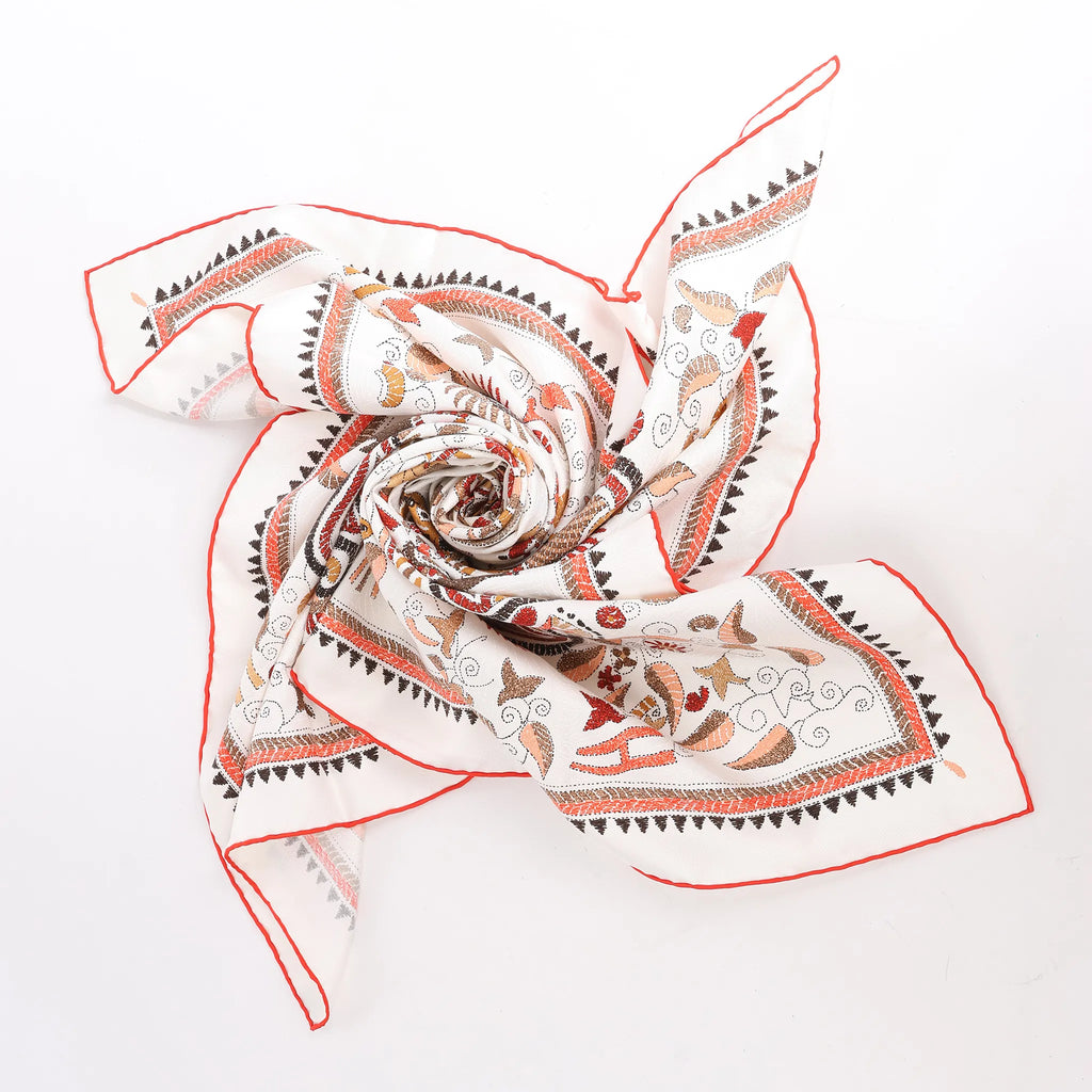 Hermès Carré 90 "CARRE KANTHA" Silk handkerchief in Ecru