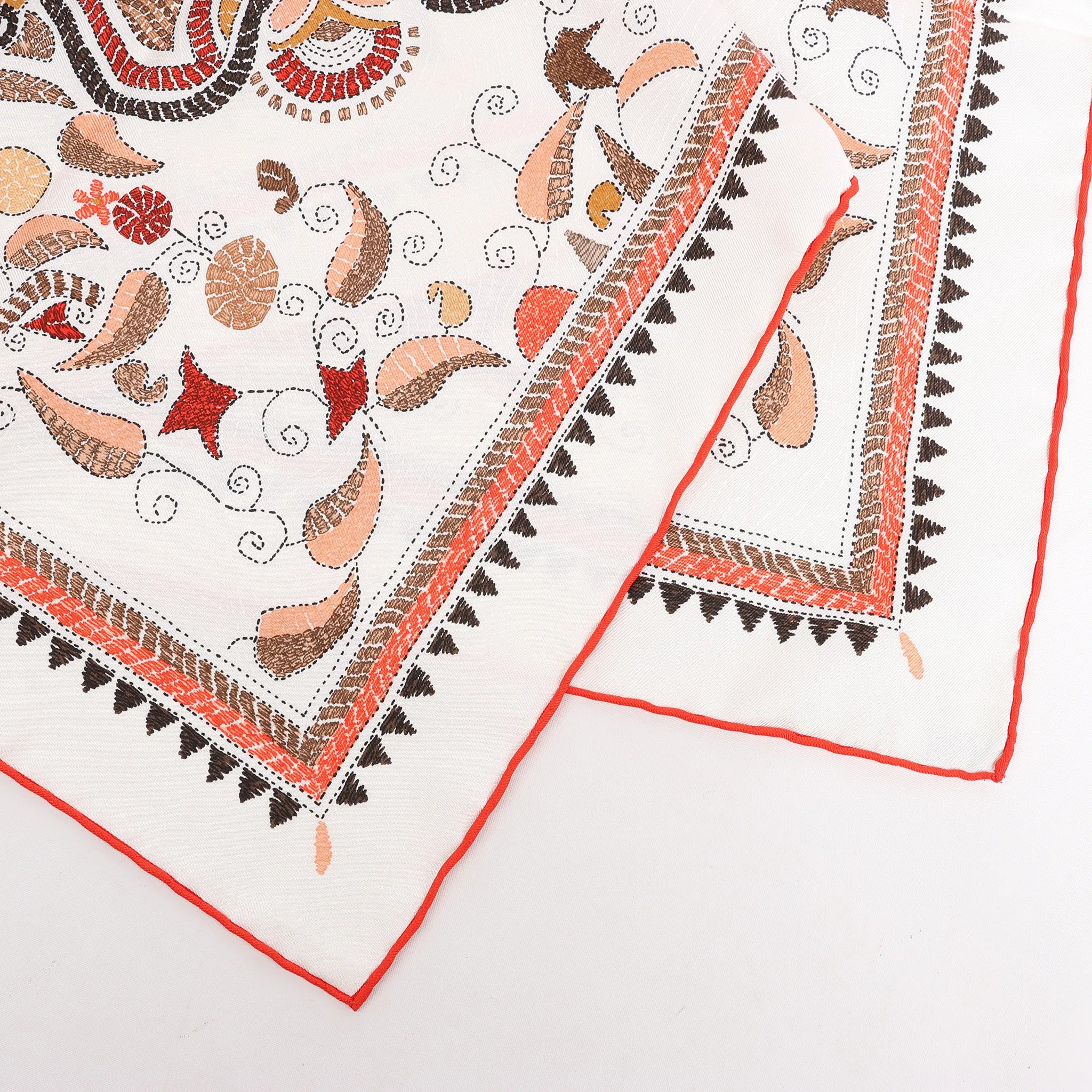 Hermès Carré 90 "CARRE KANTHA" Silk handkerchief in Ecru
