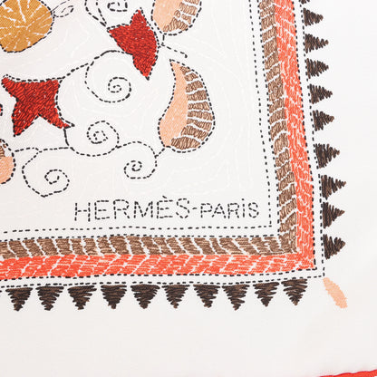 Hermès Carré 90 "CARRE KANTHA" Silk handkerchief in Ecru