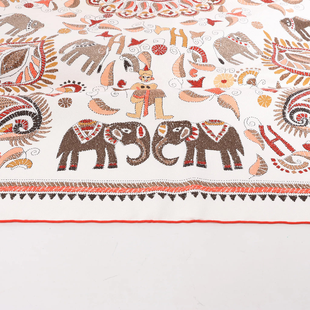 Hermès Carré 90 "CARRE KANTHA" Silk handkerchief in Ecru