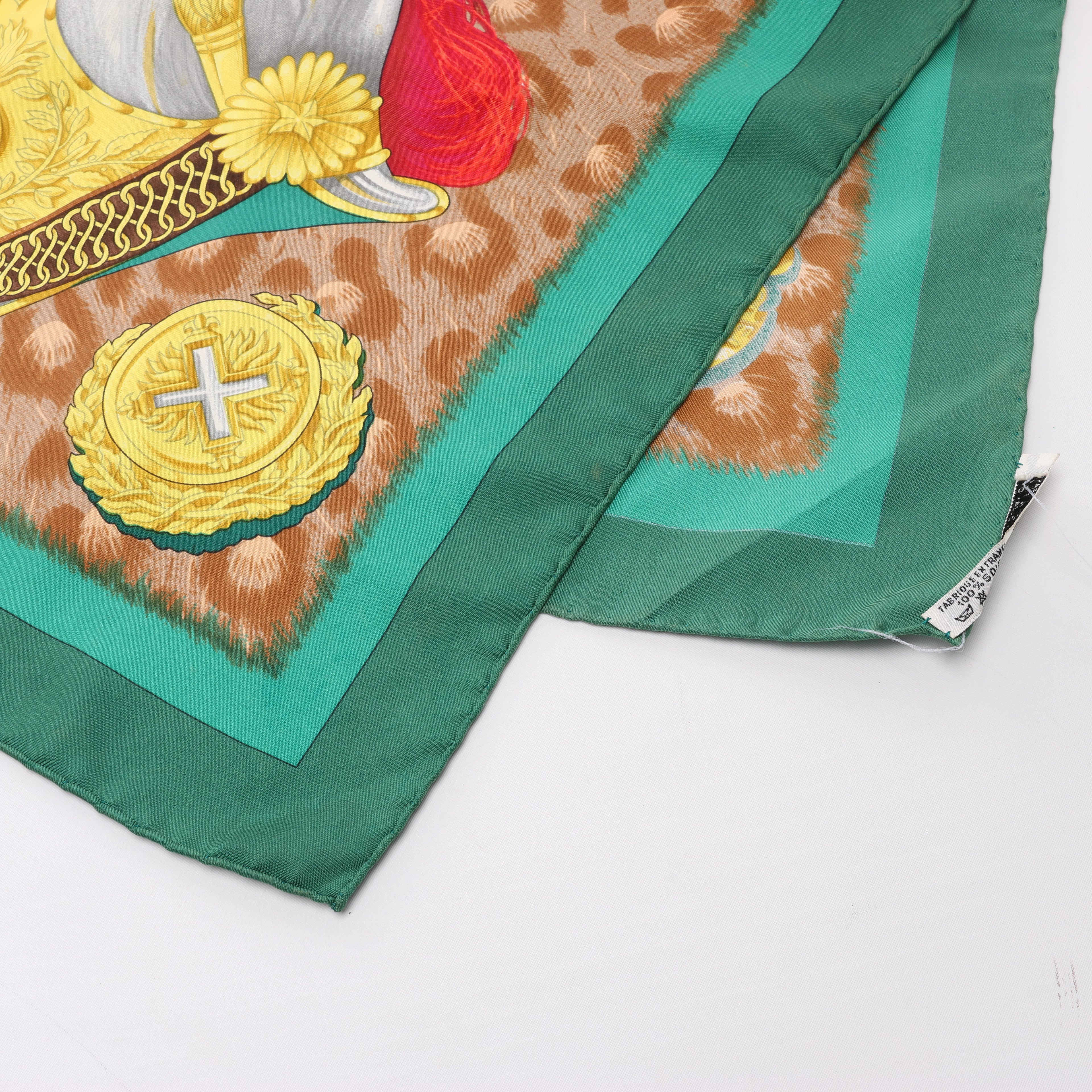 Hermès Carré 90 "CASQUES et PLUMETS" Silk handkerchief in Green
