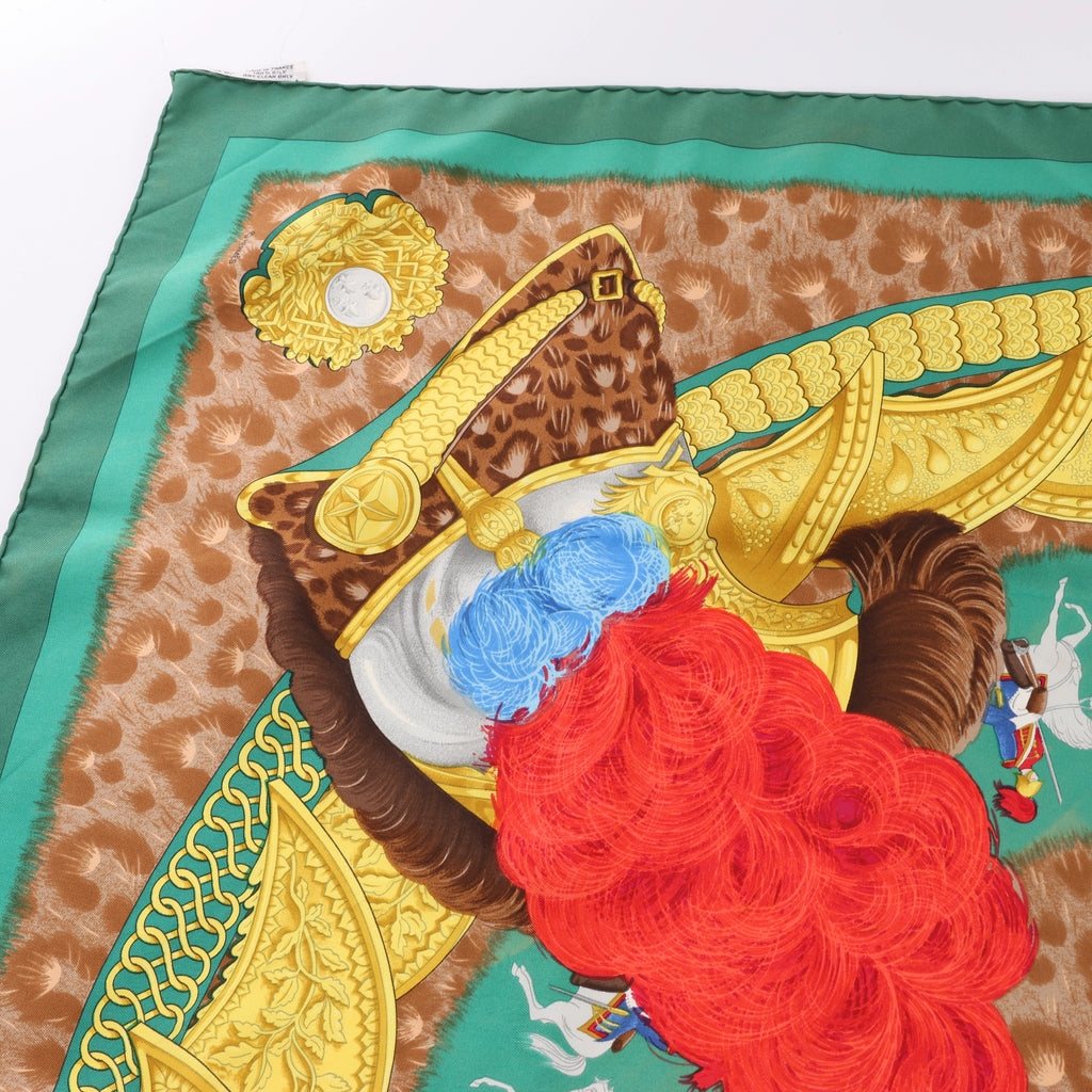 Hermès Carré 90 "CASQUES et PLUMETS" Silk handkerchief in Green