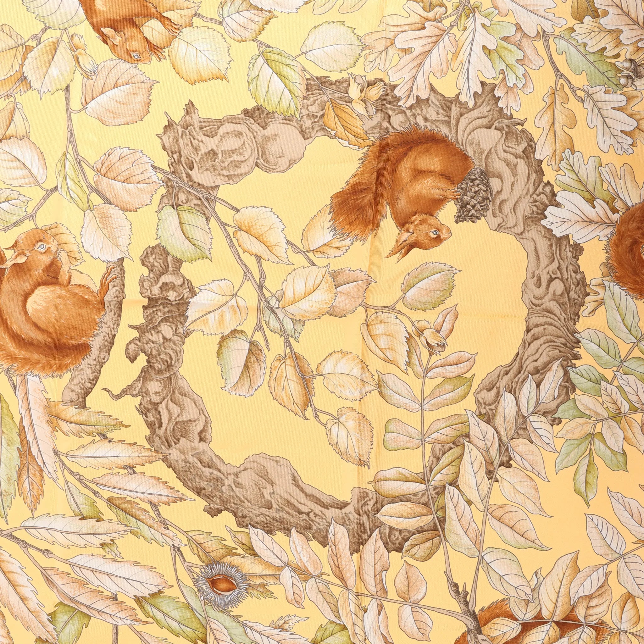 Hermès Carré 90 "CASSE NOISETTE" Silk handkerchief in Yellow x Brown