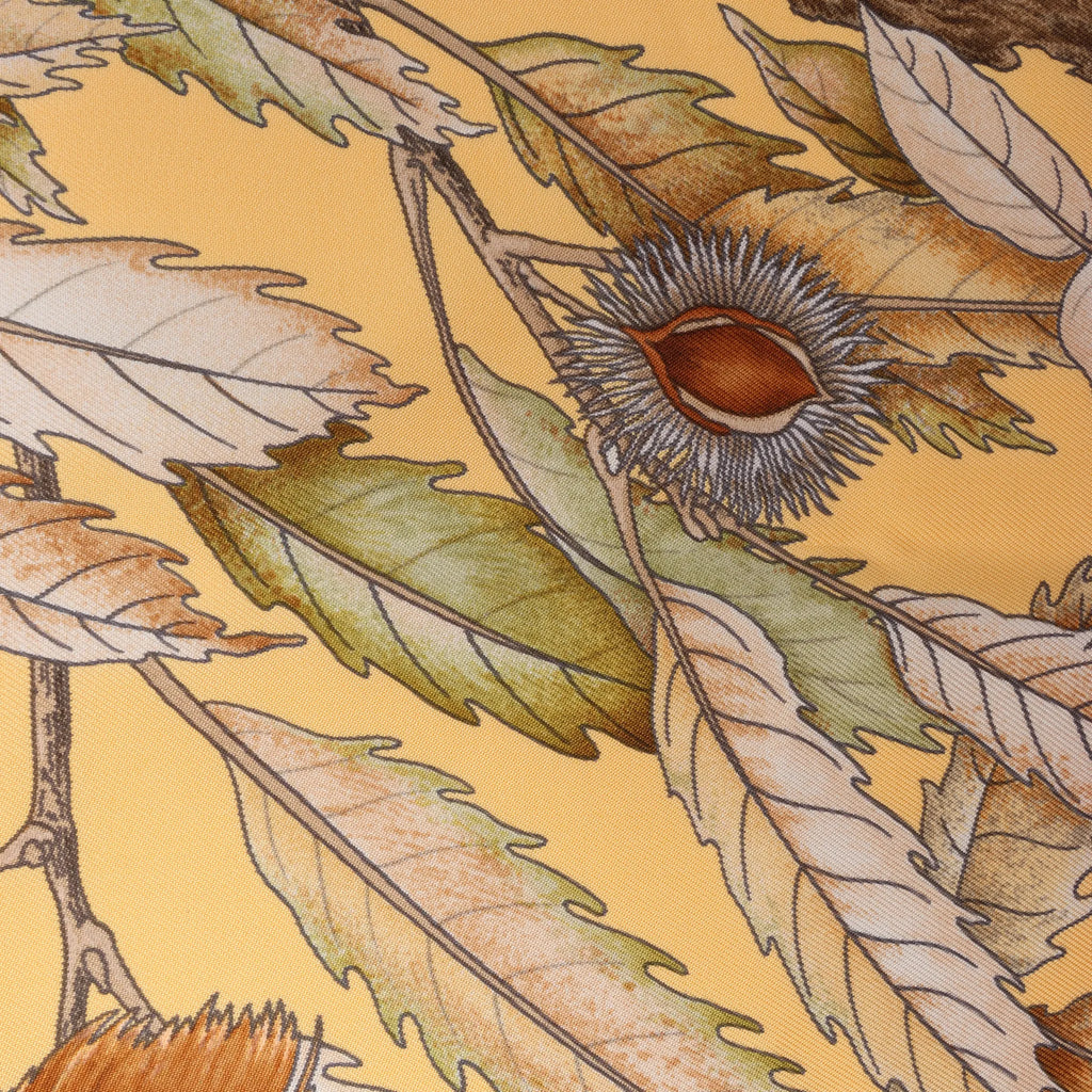 Hermès Carré 90 "CASSE NOISETTE" Silk handkerchief in Yellow x Brown