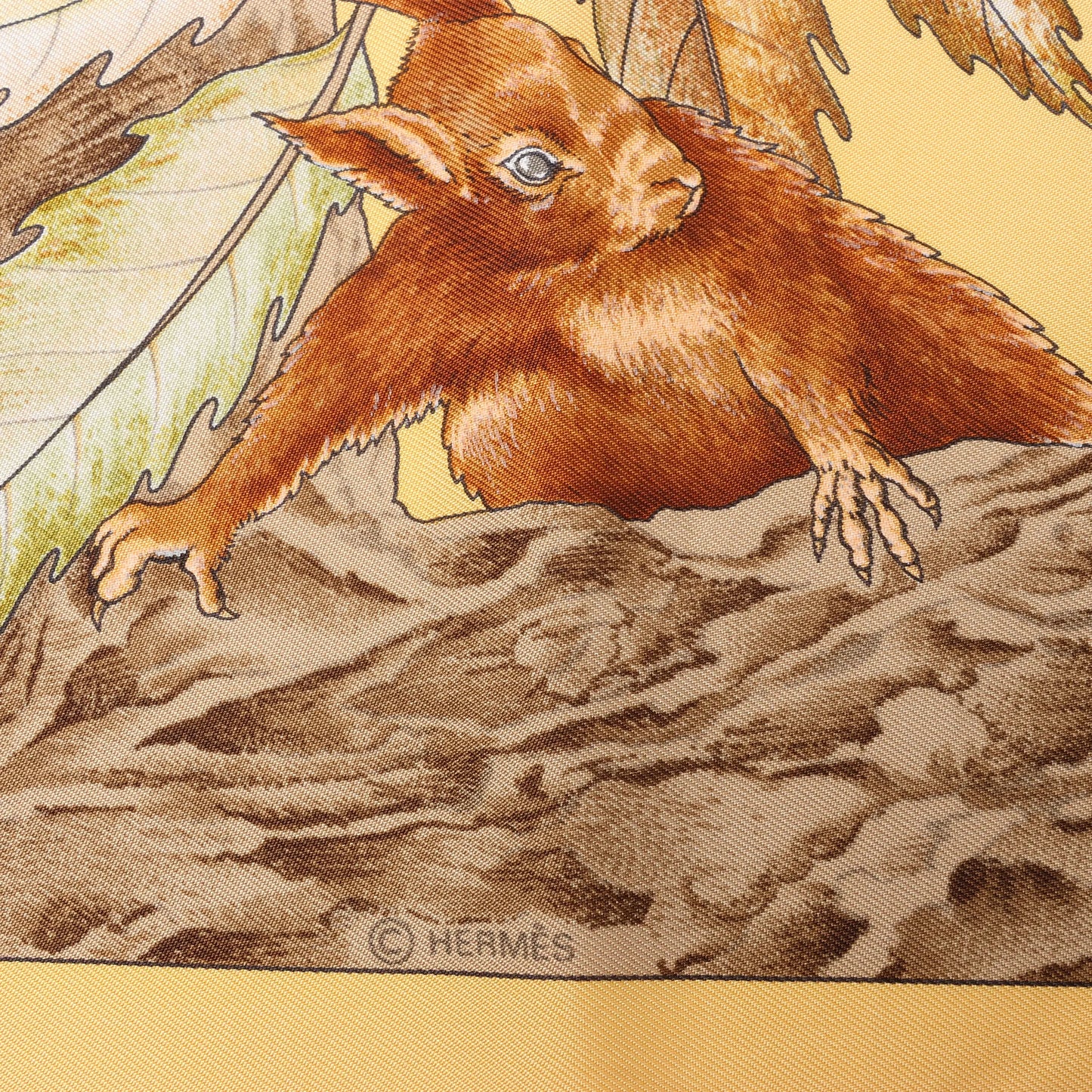 Hermès Carré 90 "CASSE NOISETTE" Silk handkerchief in Yellow