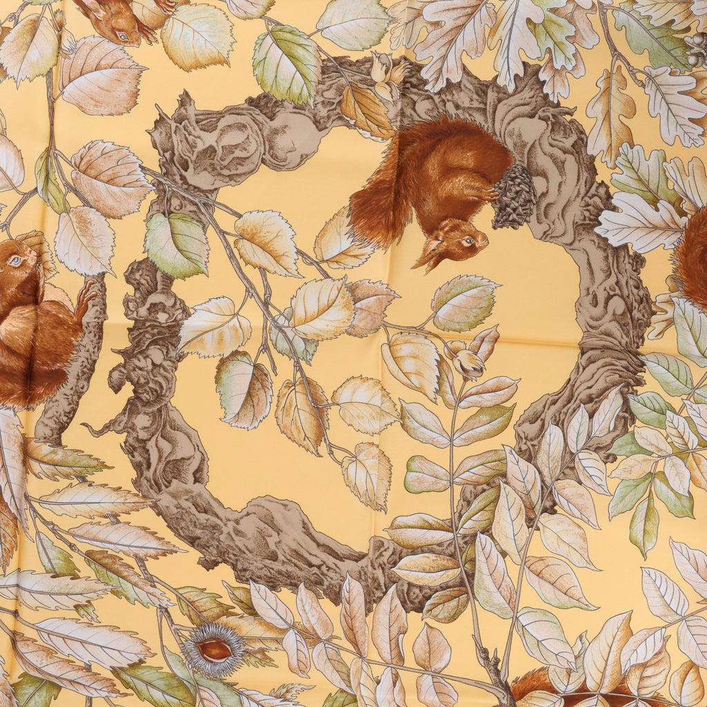 Hermès Carré 90 "CASSE NOISETTE" Silk handkerchief in Yellow