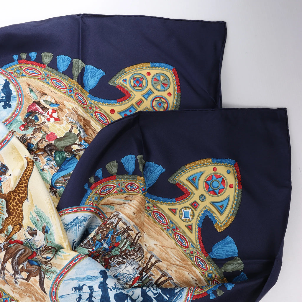 Hermès Carré 90 "CAVALIERS PEULS" Silk handkerchief in Navy Blue