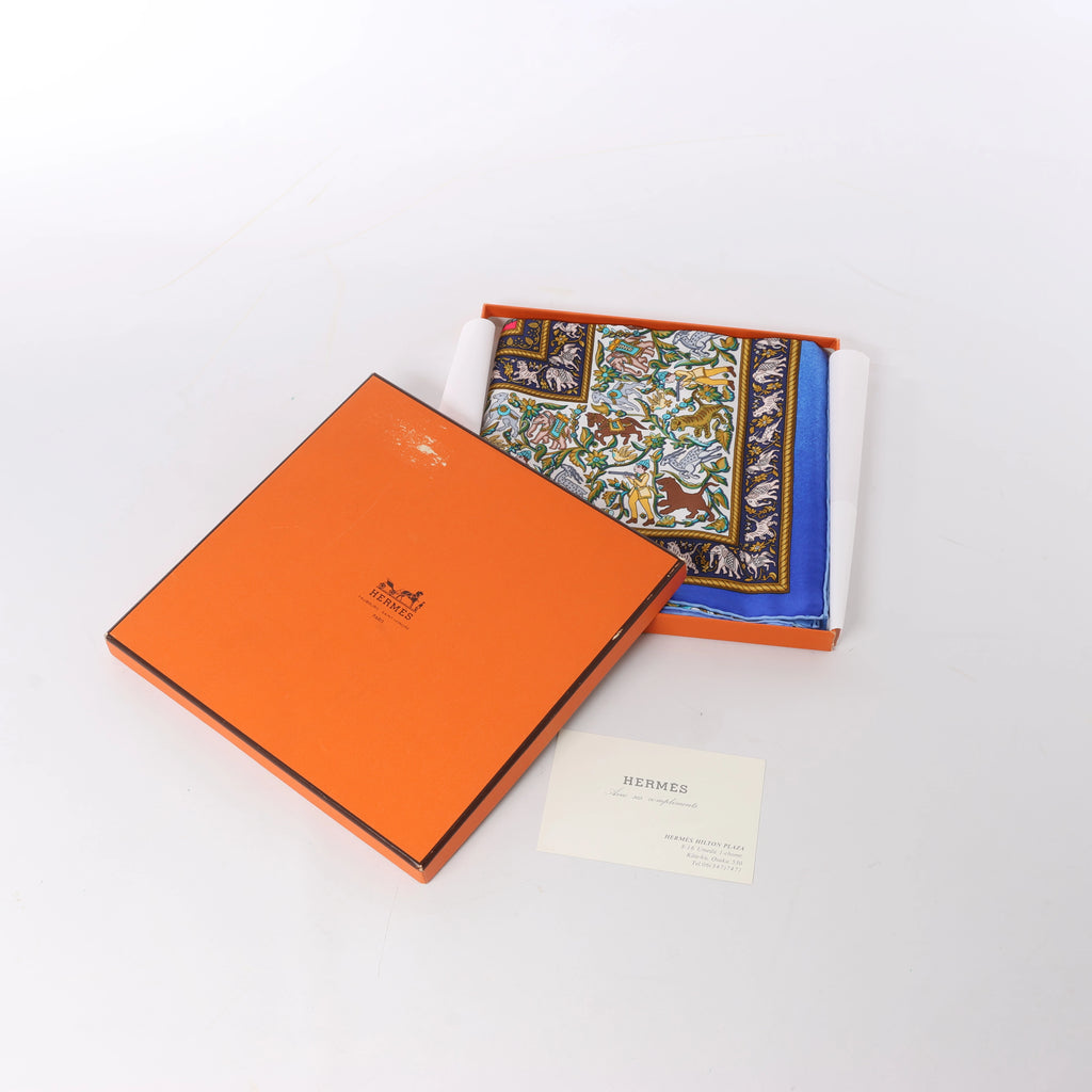 Hermès Carré 90 "CHASSE en INDE" Silk handkerchief in Blue