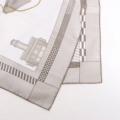 Hermès Carré 90 "CHEVAL DE COURSES" Silk handkerchief in Gray