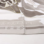 Hermès Carré 90 "CHEVAL DE COURSES" Silk handkerchief in Gray