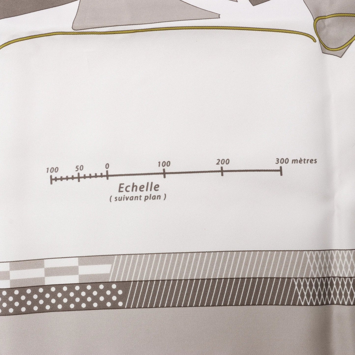 Hermès Carré 90 "CHEVAL DE COURSES" Silk handkerchief in Gray