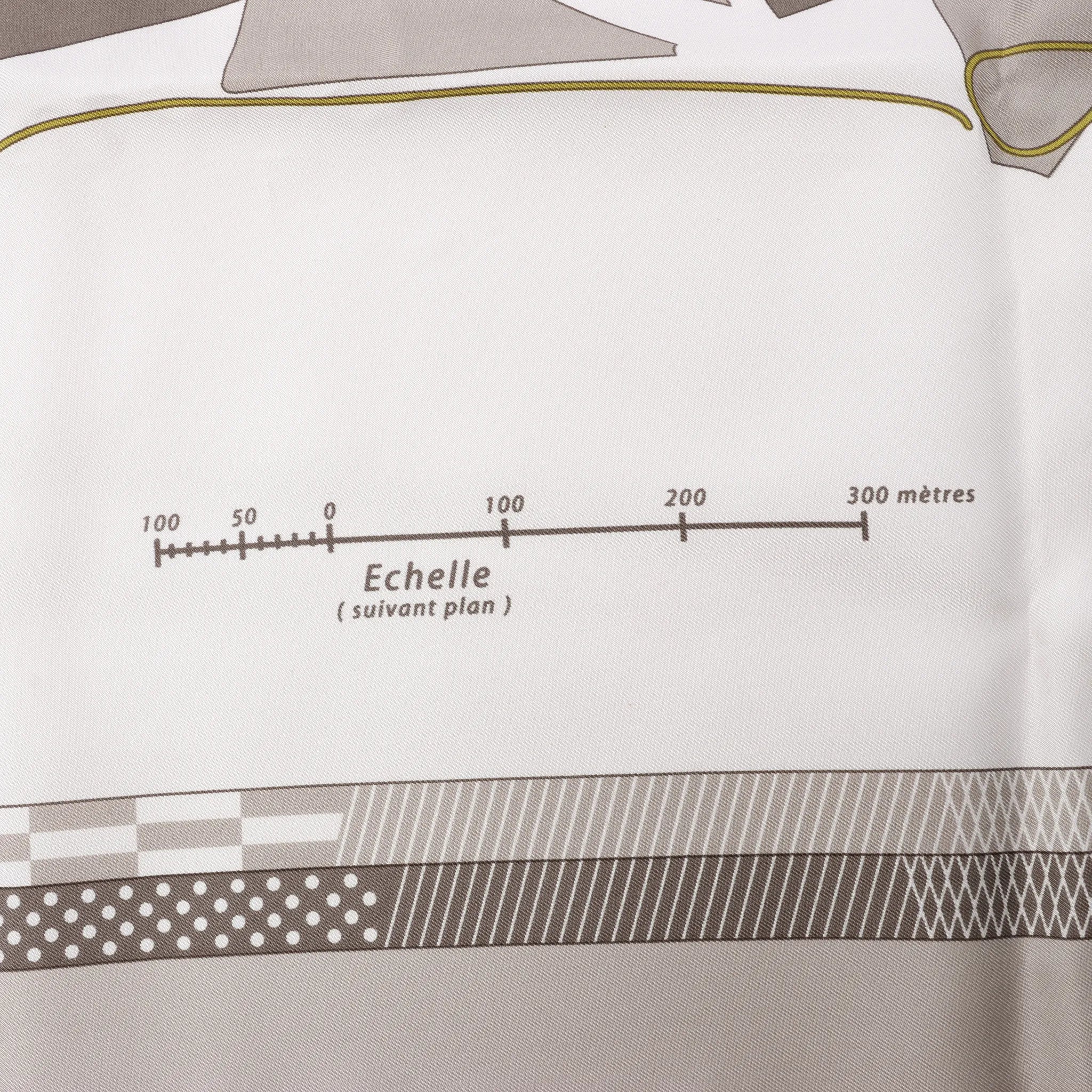 Hermès Carré 90 "CHEVAL DE COURSES" Silk handkerchief in Gray