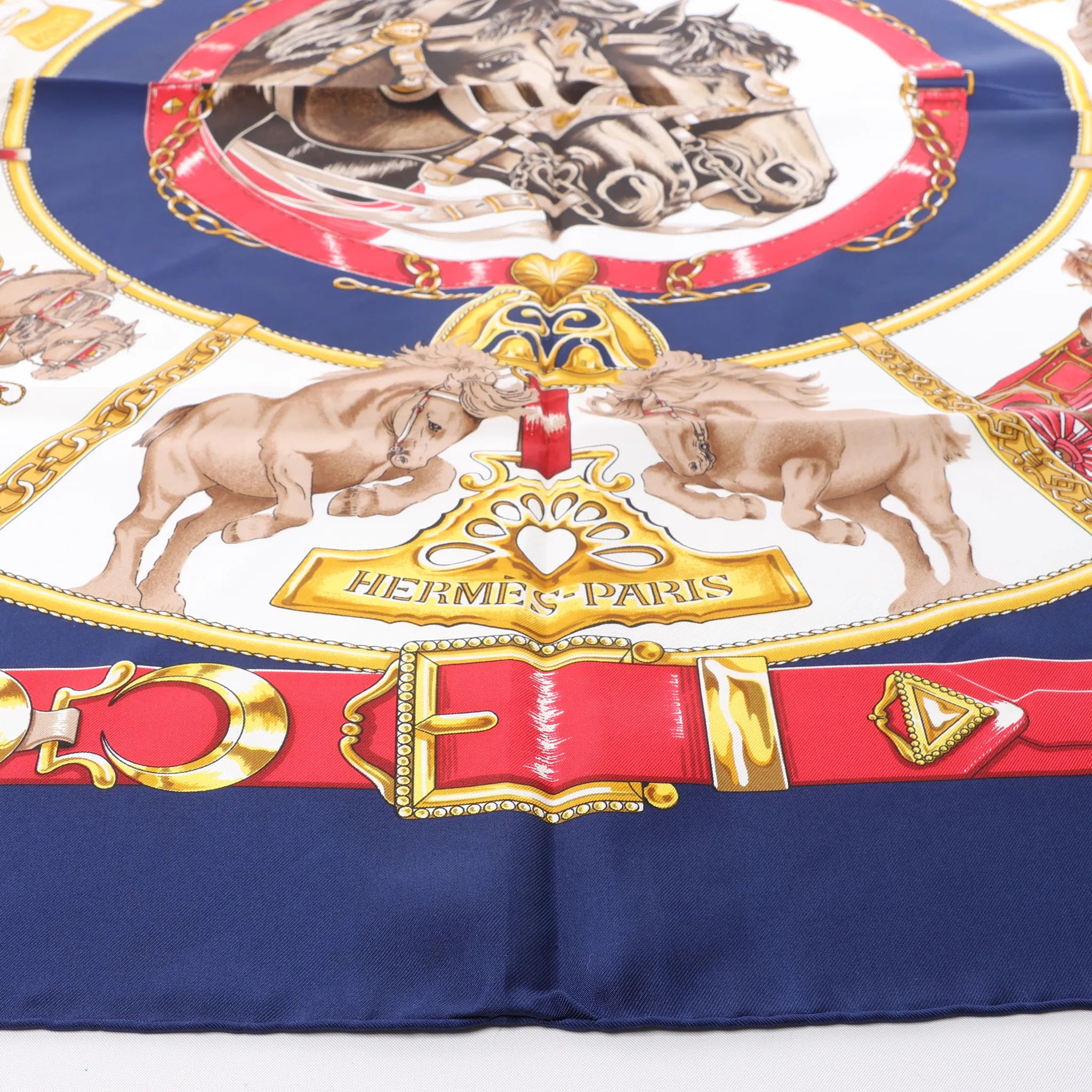 Hermès Carré 90 "CHEVAUX DE TRAIT" Silk handkerchief in Navy Blue