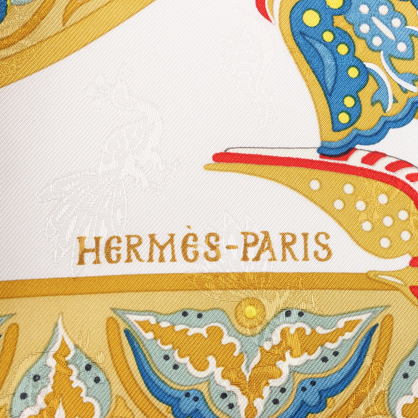 Hermès Carré 90 "CIELS BYZANTINS" Silk handkerchief in Black x Gold