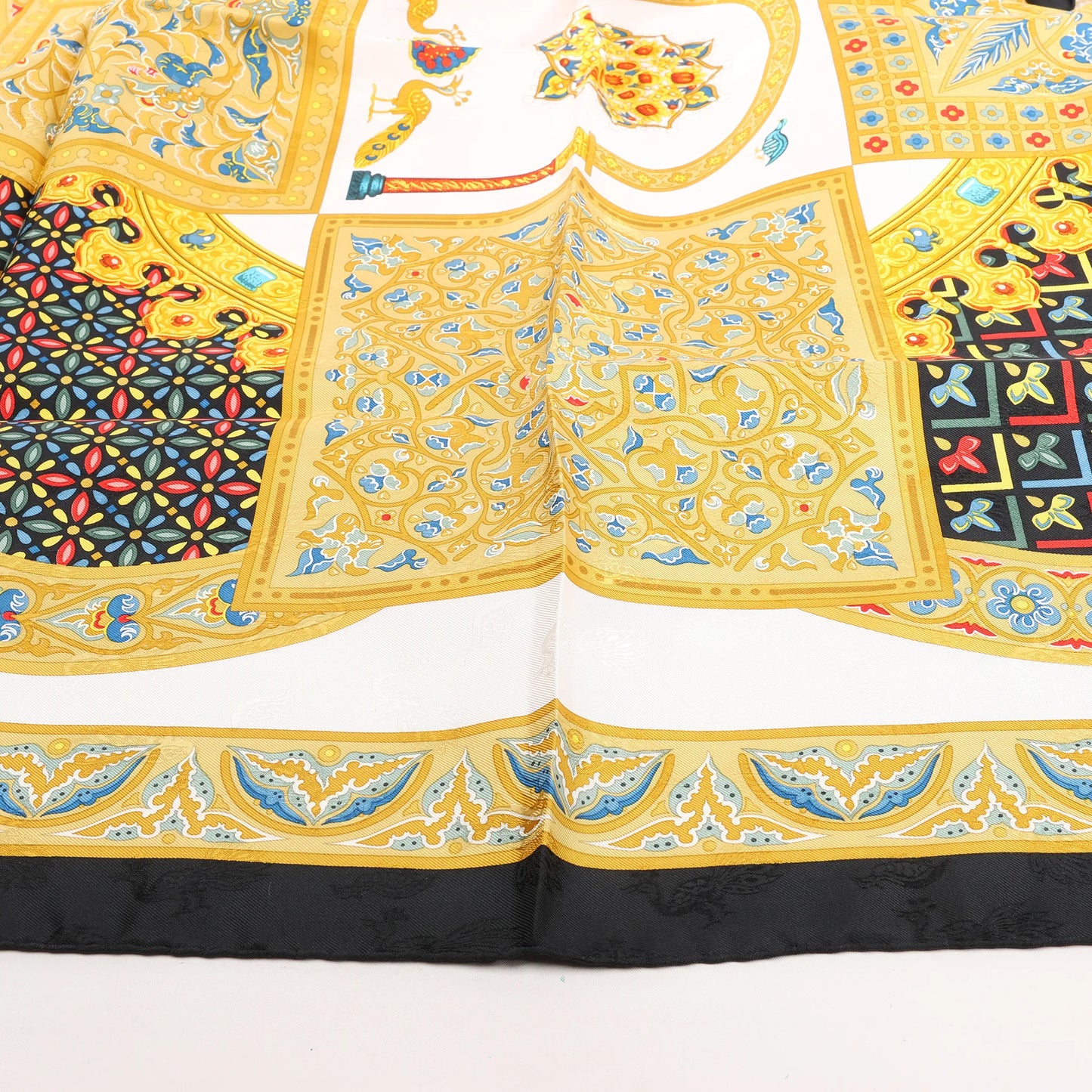 Hermès Carré 90 "CIELS BYZANTINS" Silk handkerchief in Black x Gold