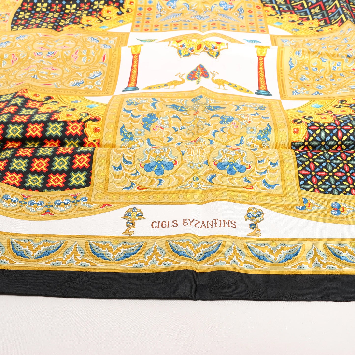 Hermès Carré 90 "CIELS BYZANTINS" Silk handkerchief in Black x Gold