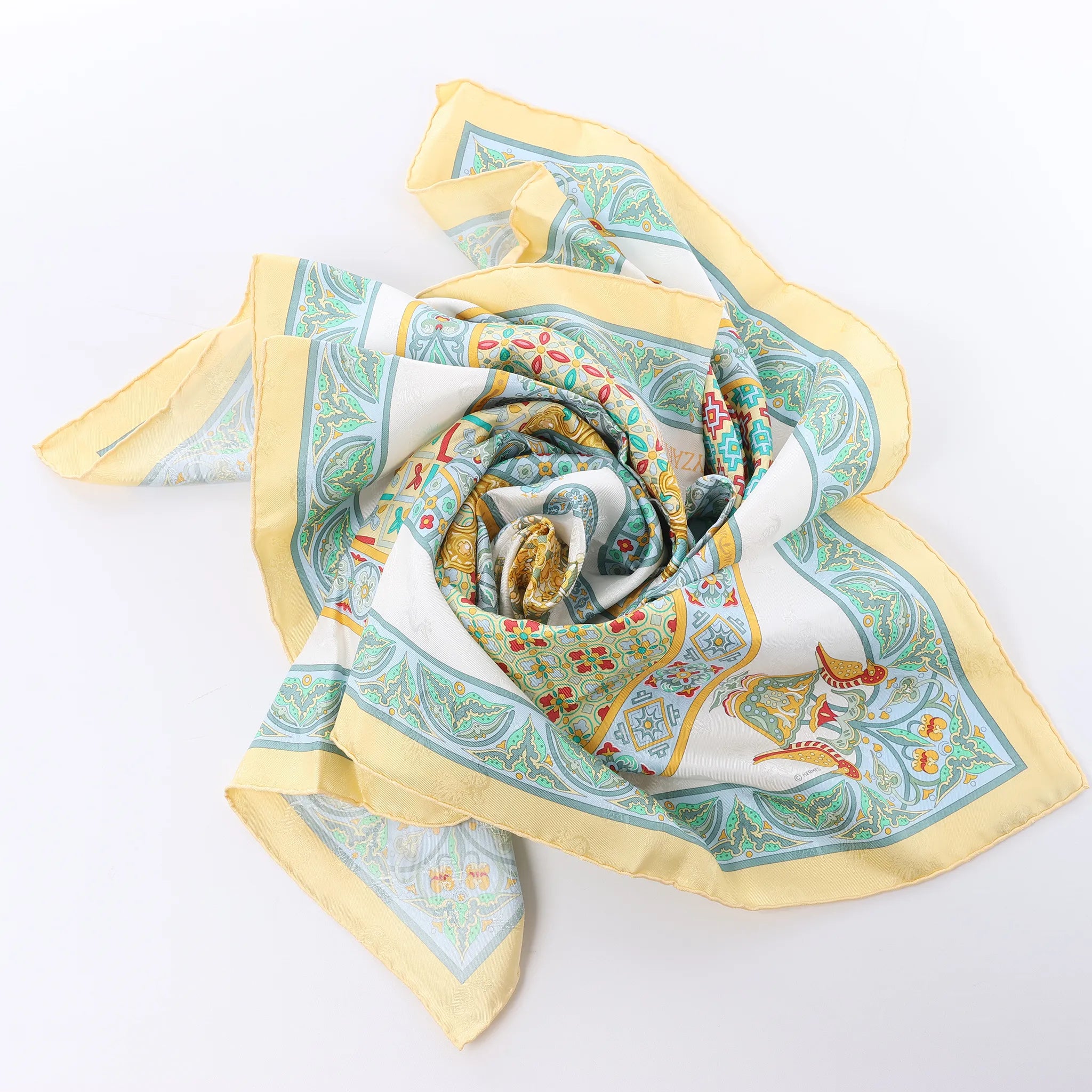 Hermès Carré 90 "CIELS BYZANTINS" Silk handkerchief in Yellow