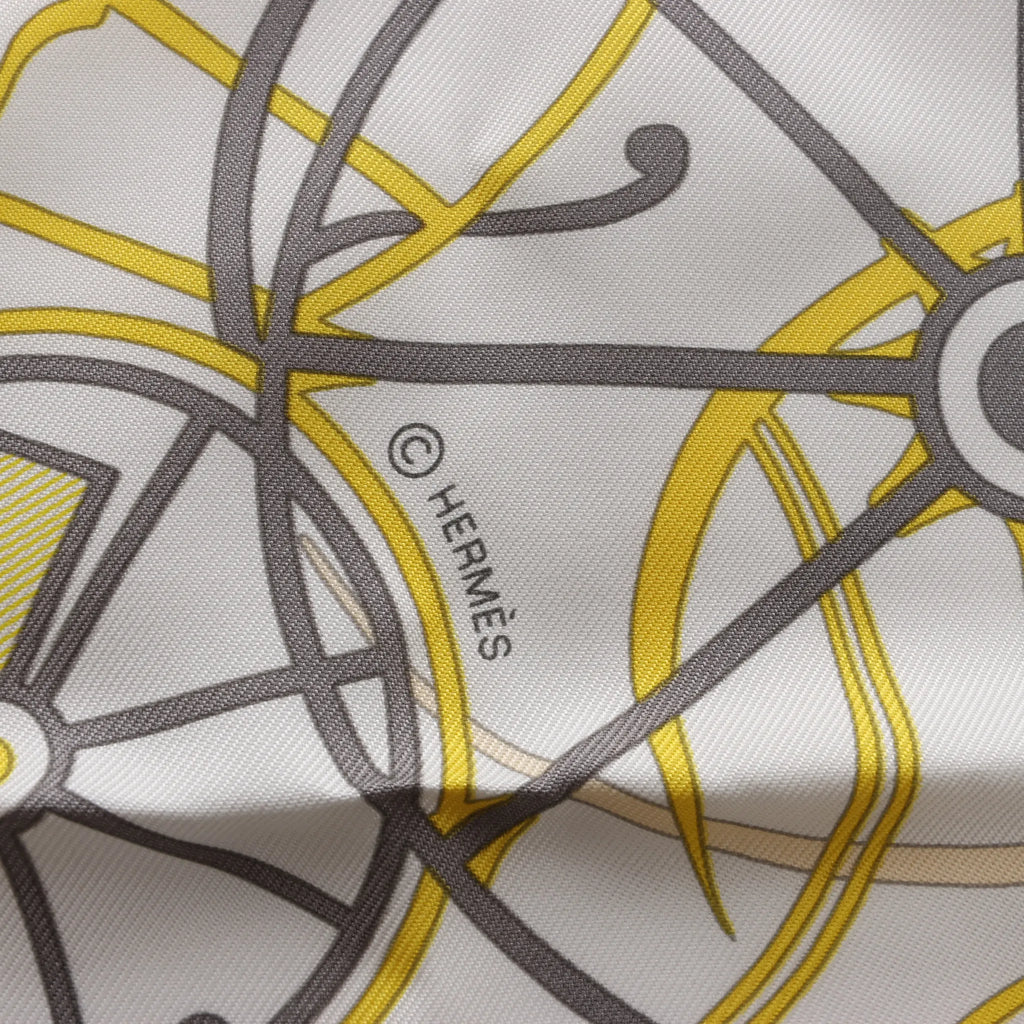 Hermès Carré 90 "COMPLICATION EQUESTR" Silk handkerchief in Gray x Yellow