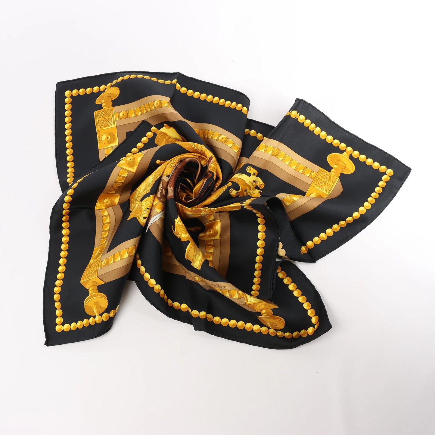 Hermès Carré 90 "CUILLERS D‘AFRIQUE" Silk handkerchief in Black