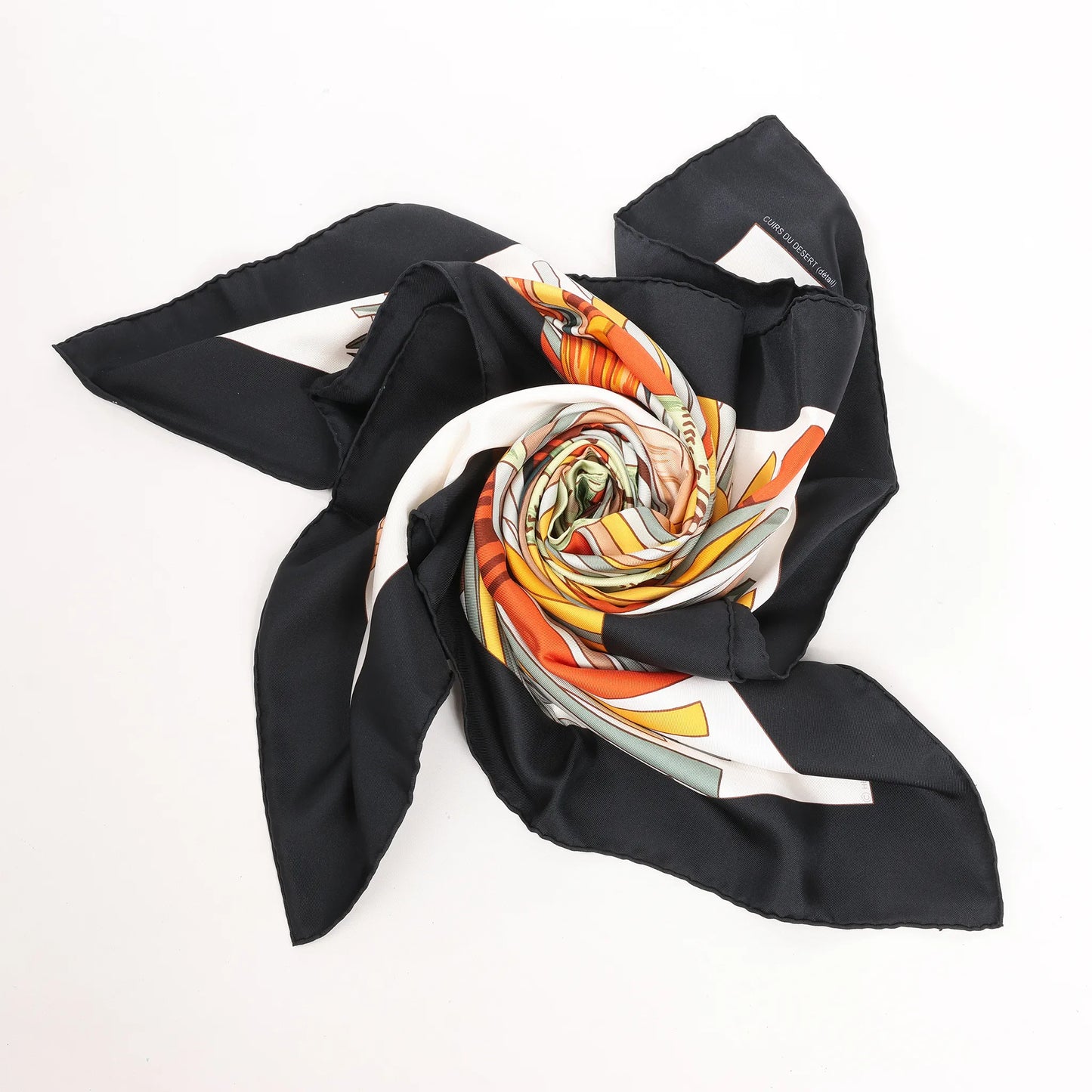 Hermès Carré 90 "CUIRS DU DESERT" Silk handkerchief in Black x Orange