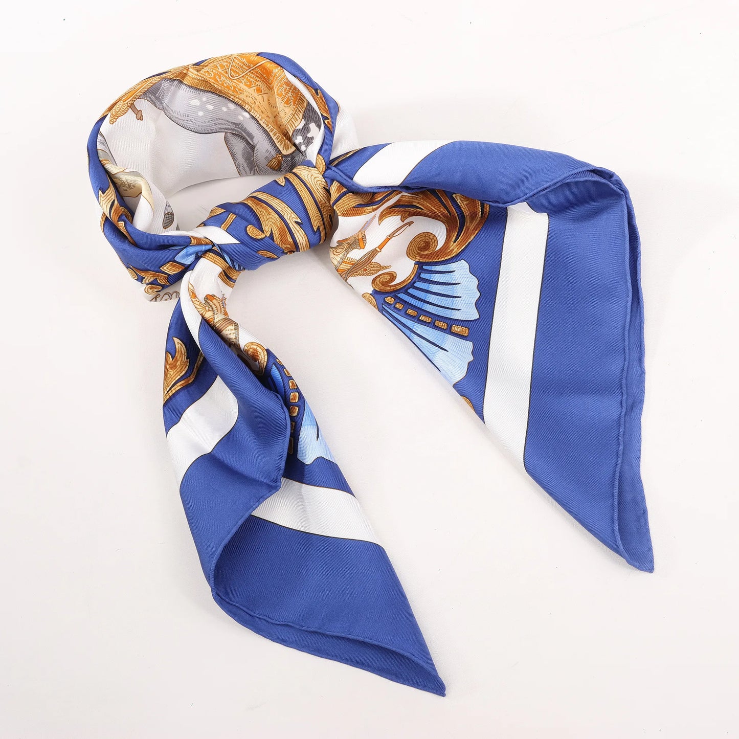 Hermès Carré 90 "Cheval Turc" Silk handkerchief in Blue