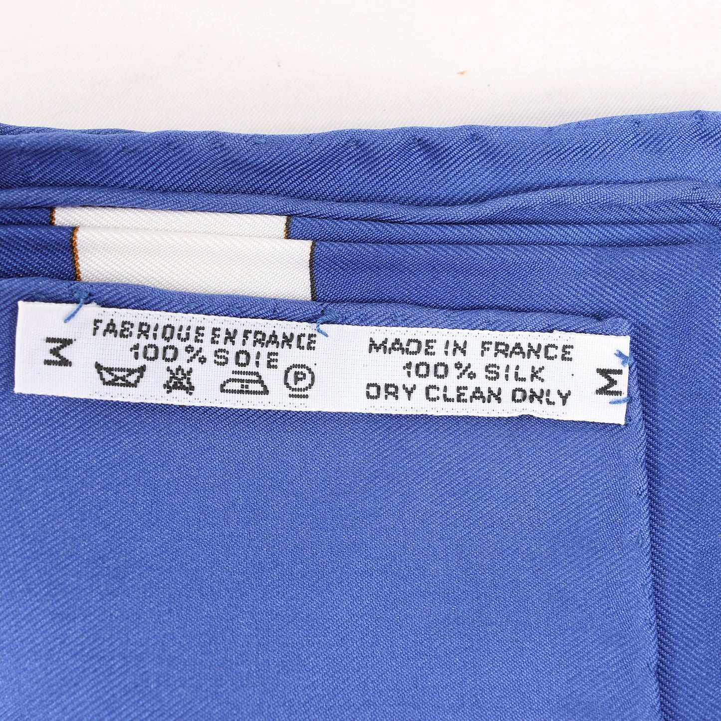 Hermès Carré 90 "Cheval Turc" Silk handkerchief in Blue