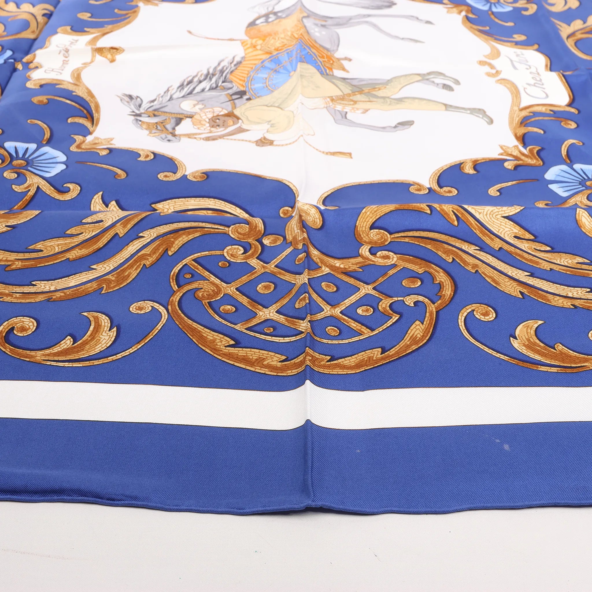 Hermès Carré 90 "Cheval Turc" Silk handkerchief in Blue