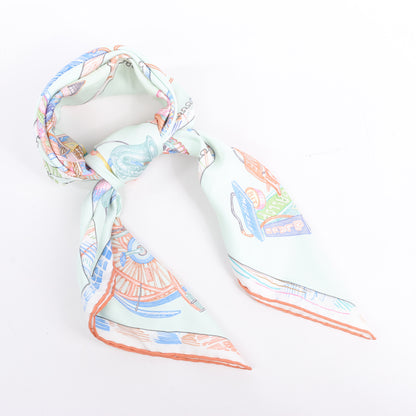 Hermès Carré 90 "Chevaloscope Neon" Silk handkerchief in Green