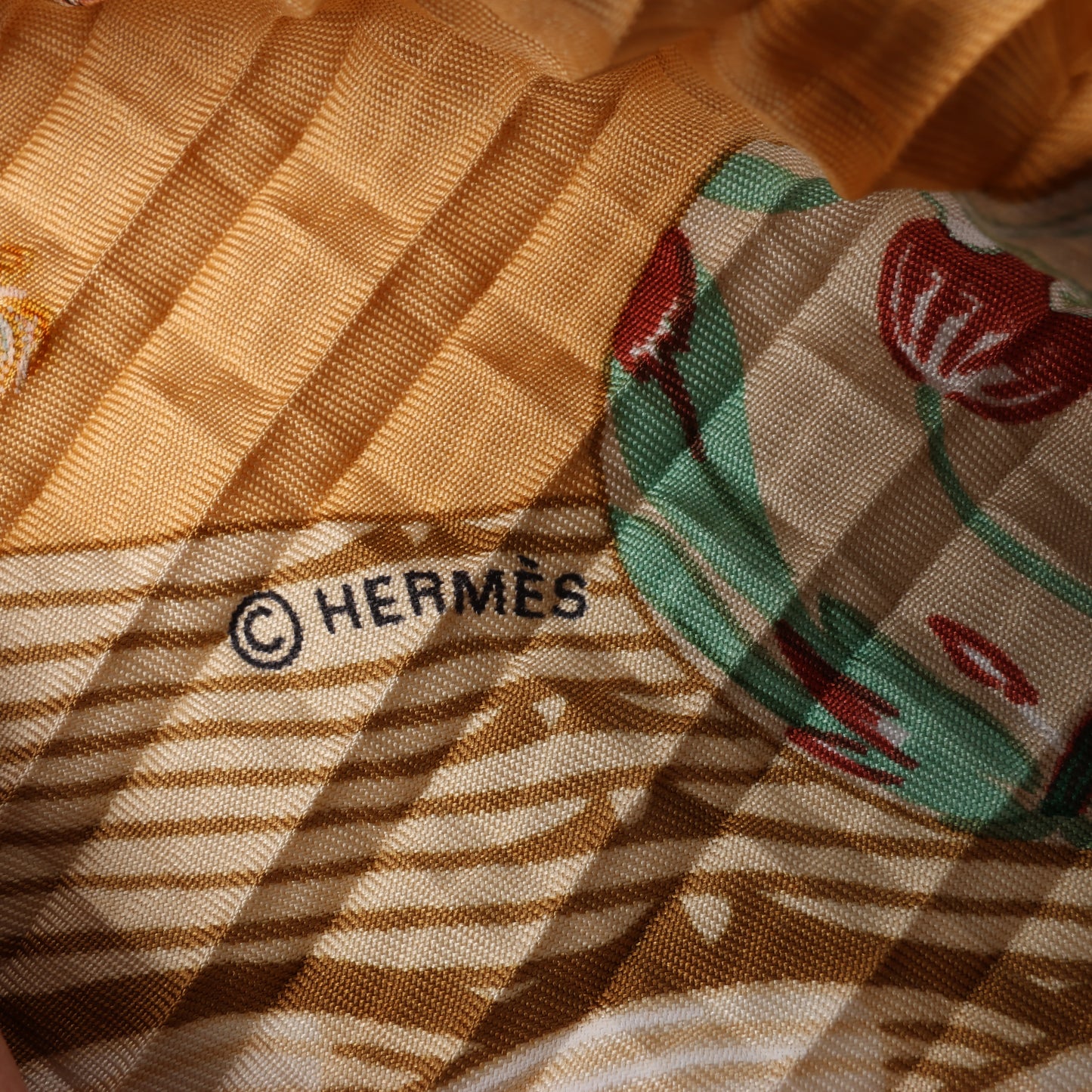 Hermès Carré 90 "Couvee D Hermes" Double Pleated Silk handkerchief in Brown