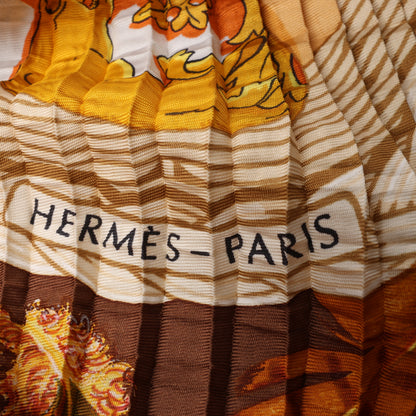 Hermès Carré 90 "Couvee D Hermes" Double Pleated Silk handkerchief in Brown