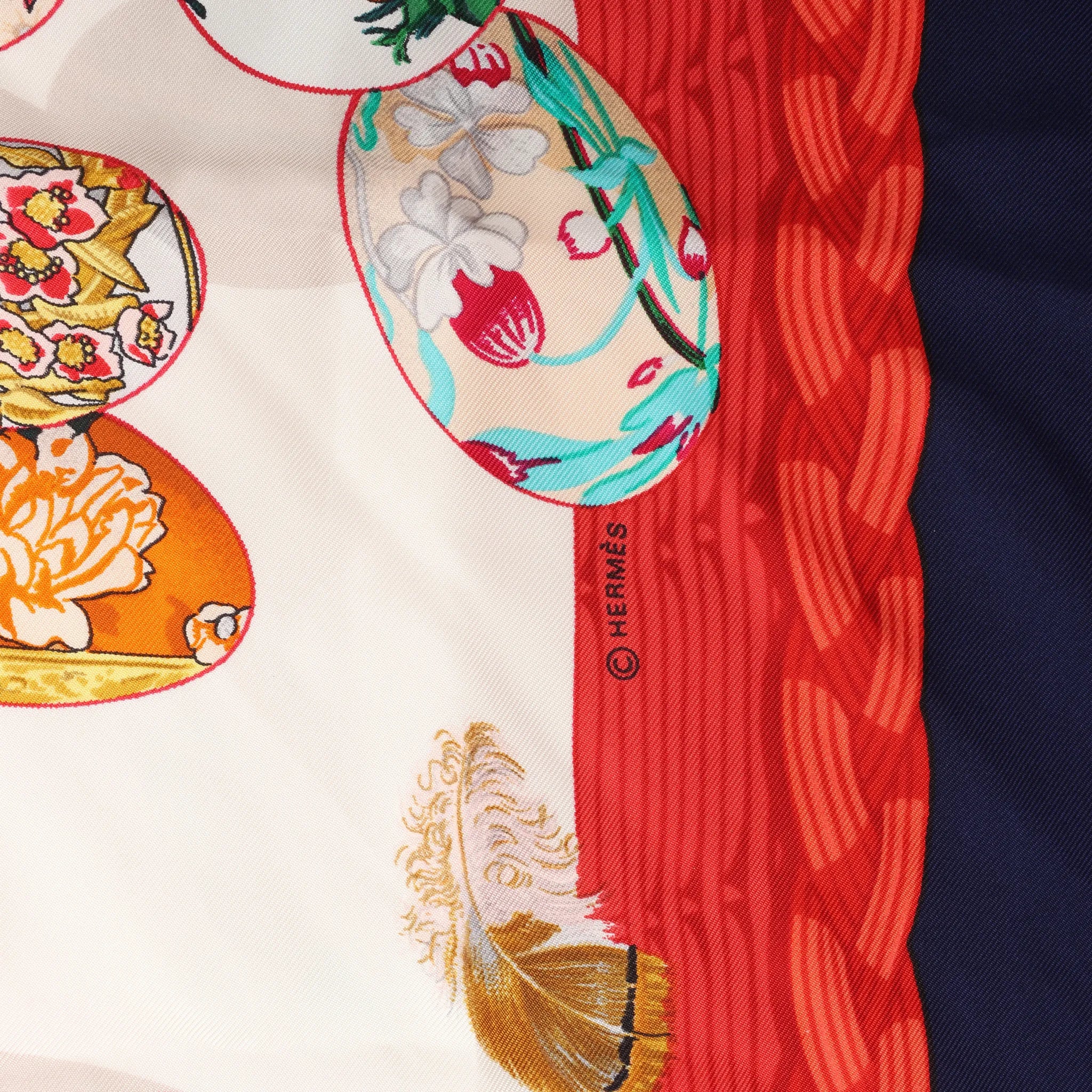 Hermès Carré 90 "Couvee d'Hermes" Silk handkerchief in Navy Blue x Red