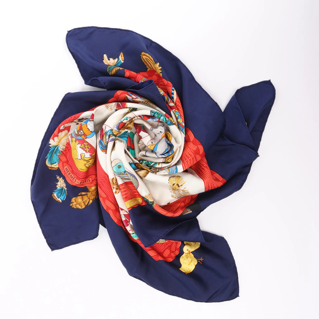 Hermès Carré 90 "Couvee d'Hermes" Silk handkerchief in Navy Blue x Red