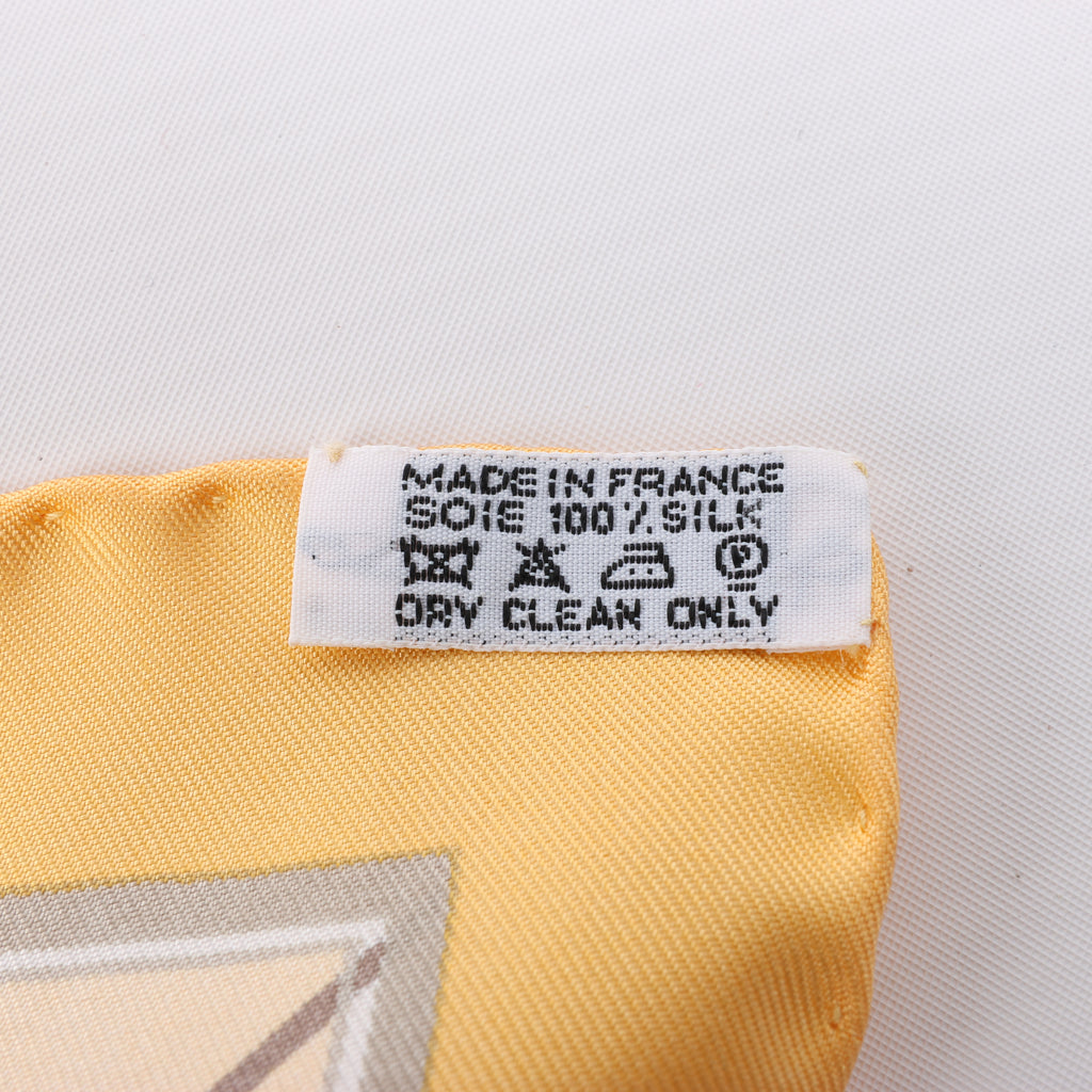 Hermès Carré 90 "Couvertures Et Tenues de Jour Pocket Square" 100% Silk Scarf in Beige
