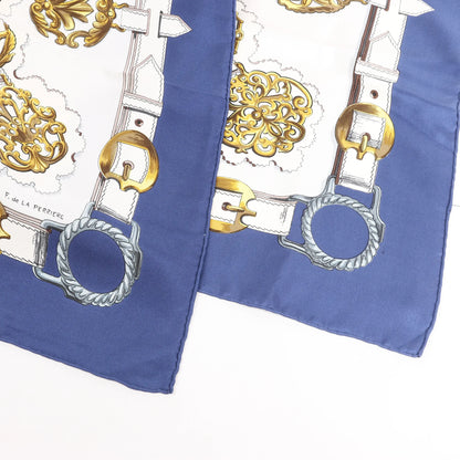 Hermès Carré 90 „Cuivreries“ Seidentaschentuch in Marineblau x Weiß