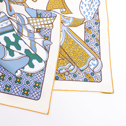 Hermès Carré 90 "DUELS ONIRIQUES" Silk handkerchief in Multicolor
